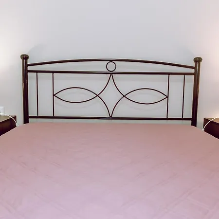 Apartment Limanaki